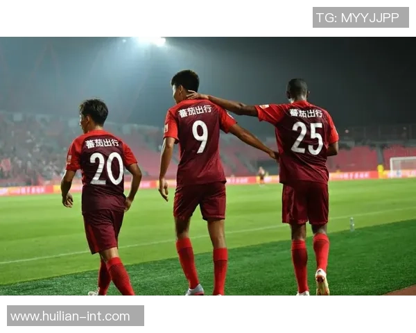 上港与华夏对决前瞻分析双方实力对比及战术布局探讨