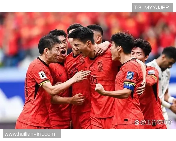 中国男足迎战韩国东亚杯决赛全力争胜展现实力与斗志