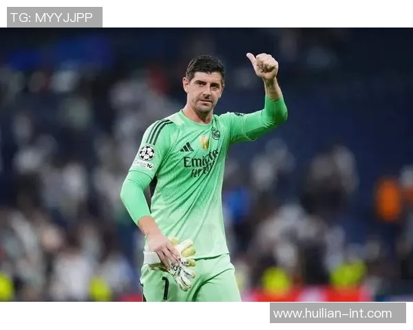 库尔图瓦：守护球门的铁血战士与足球传奇的崛起之路