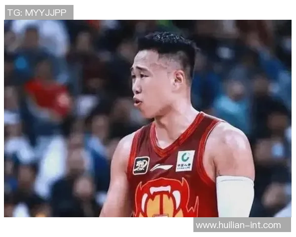 贺希宁：从篮球新星到职业生涯的璀璨之路与挑战