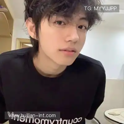 伍煦羿